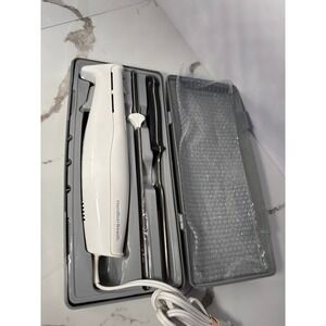 Hamilton Beach Carve n Set Electric Knife with Case‎ Stainless Blade Fork White
